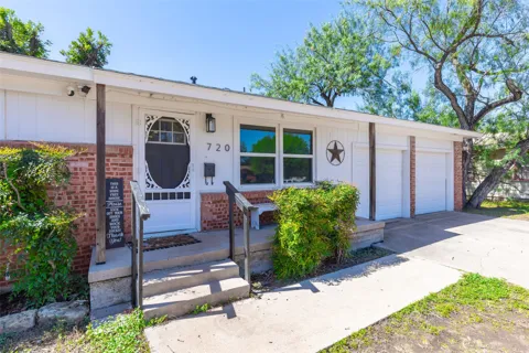 720 GLENDALE DRIVE