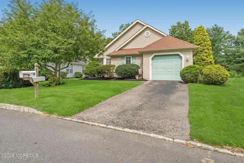 3 Strawberry Lane