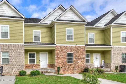 2413 Faith Trail
