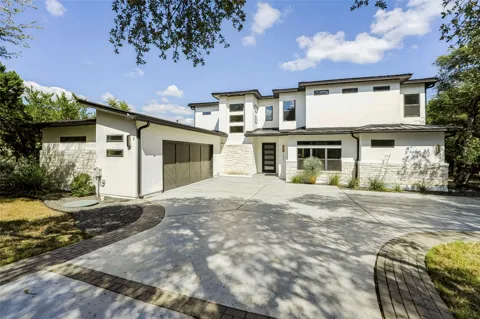 17600 Regatta View Drive