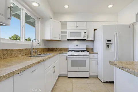 3615 Vista Bella #35