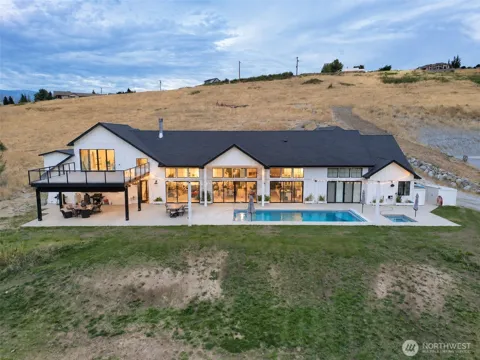 4795 Chelan Boulevard