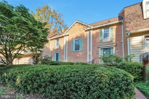 10917 WICKSHIRE WAY W #H-2