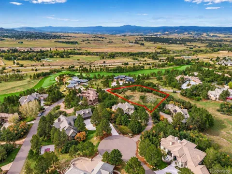 776 Capilano Court