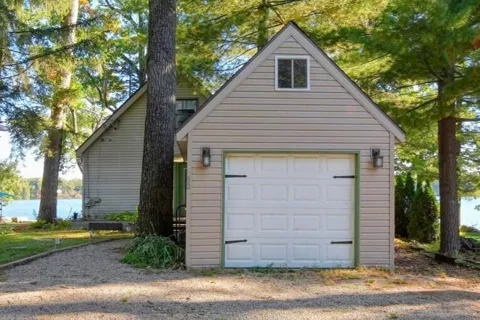 480 Lakewood Drive