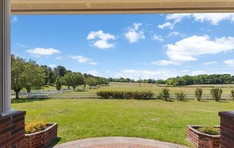 15176 County Road 472