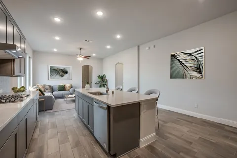 1472 Lady Bird Road