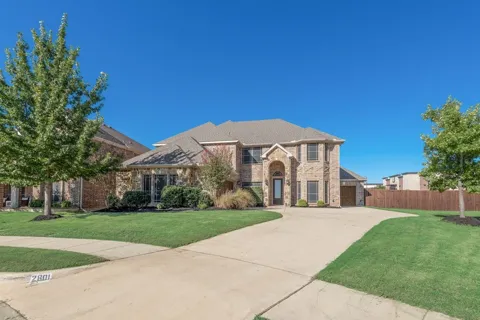 2601 Maple Leaf Drive