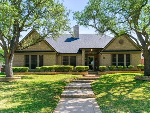 8009 Misty Trail