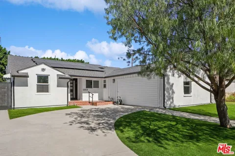 12849 Tiara Street