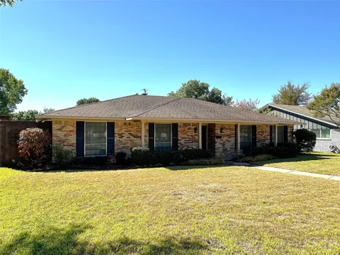 7310 Whispering Pines Drive