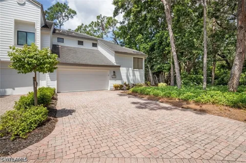 Oakwood Lake Drive