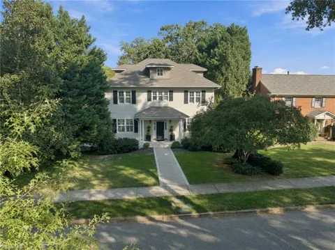 2006 Dalton Road