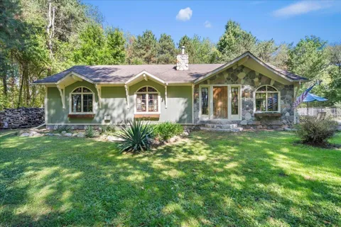 4211 S Lyons Road