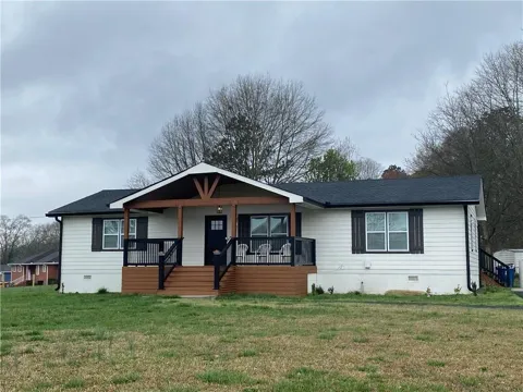 318 Willowwind Drive