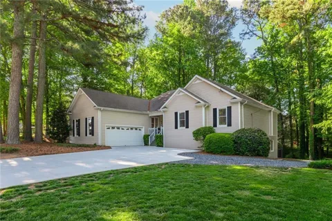 6011 Crabapple Way