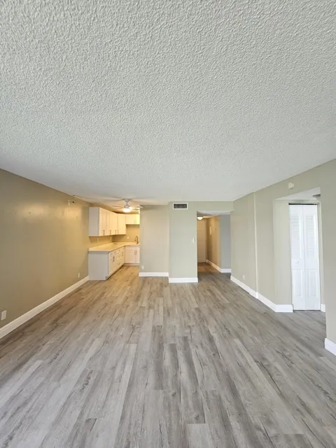 1820 CONGRESS AVENUE #201