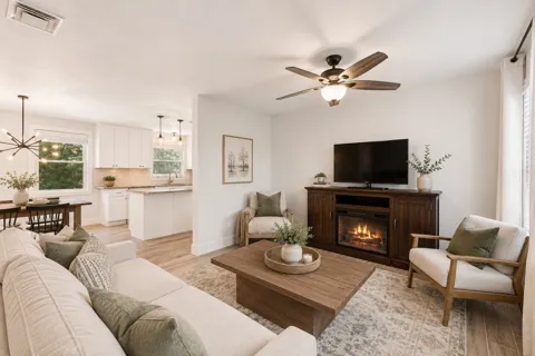 338 Lynn Dr