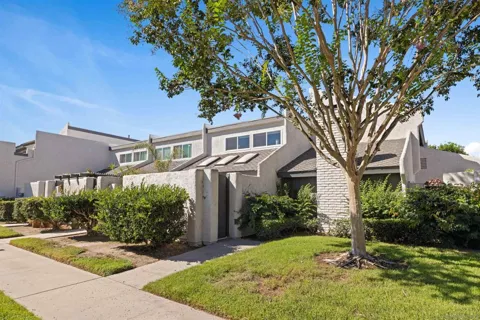 18664 Applewood #76