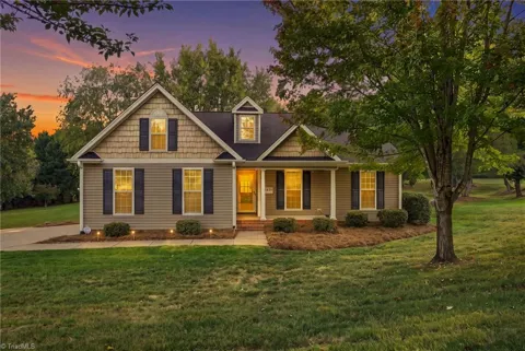 8639 Circle Drive