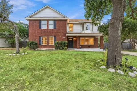 1703 Mimosa Lane