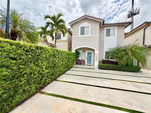 16242 SW 97th Ter