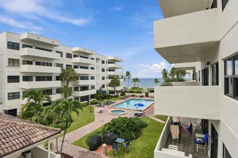 330 SE 20th Avenue #306