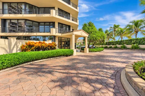 570 Ocean Drive #602