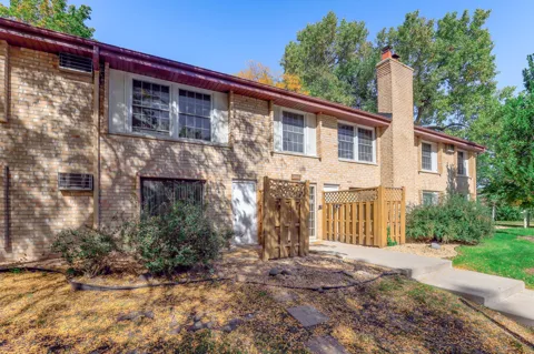 4412 Cedar Lake Road S #3