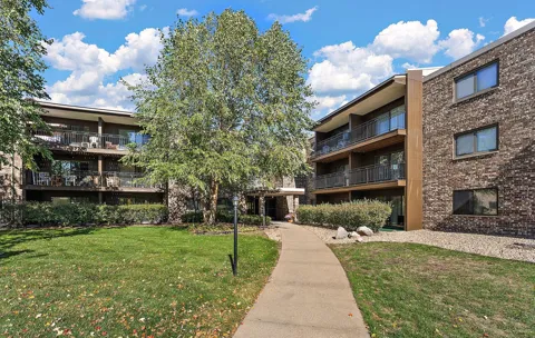 4100 Parklawn Avenue #318