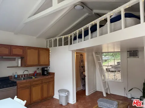 360 Topanga Canyon Boulevard