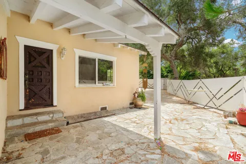 360 Topanga Canyon Boulevard