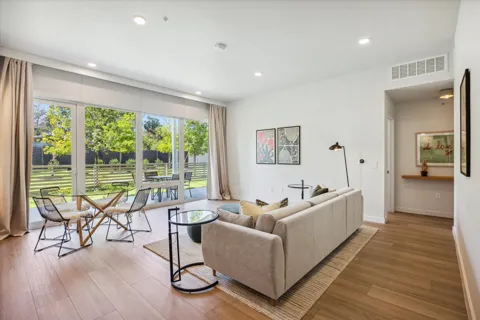 4004 Banister Lane #115