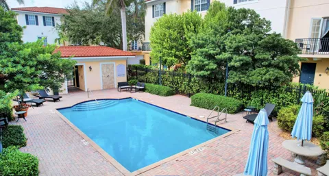 2502 DIXIE Highway #11