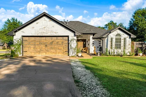 290 NE 30th Street NE