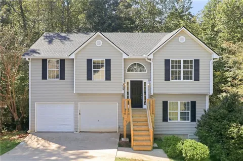 315 Thorn Thicket Way