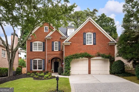 3211 Windsor Lake DR NE