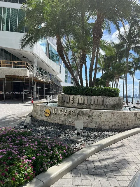 335 S Biscayne Blvd #3500