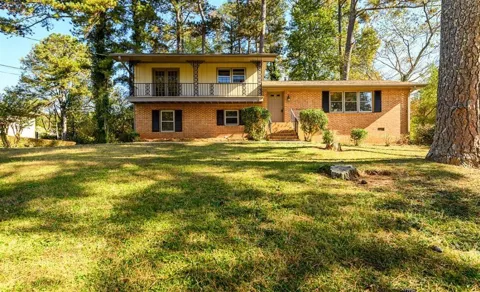 462 Emily Drive SW