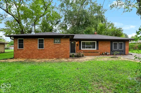 5819 Victoria Drive