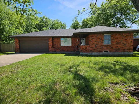 1306 Powell Parkway