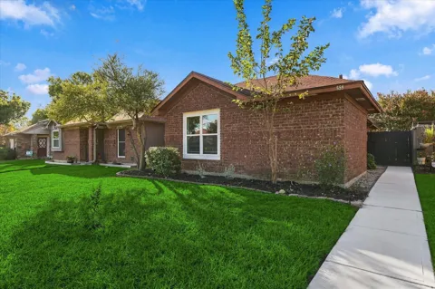 559 Lee Drive