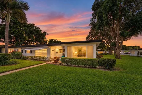 572 HIGH POINT DRIVE #D