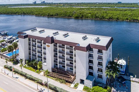 3200 OCEAN DRIVE #402