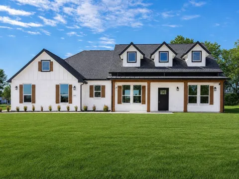 2390 County Road 1112