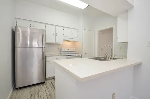 2475 Underwood Street #391