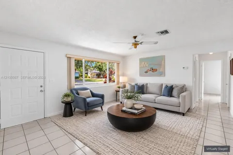 5031 SW 94th Ter