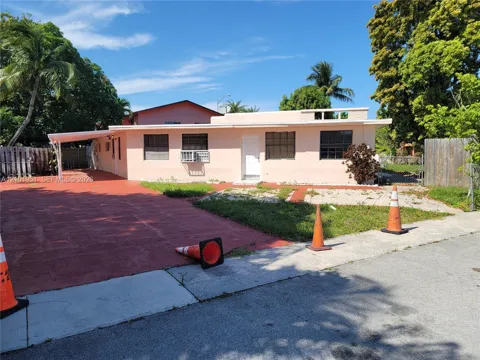 1120 E Le Jeune Road