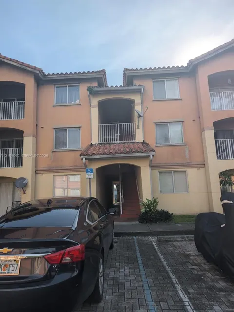 17622 NW 25th Ave #303