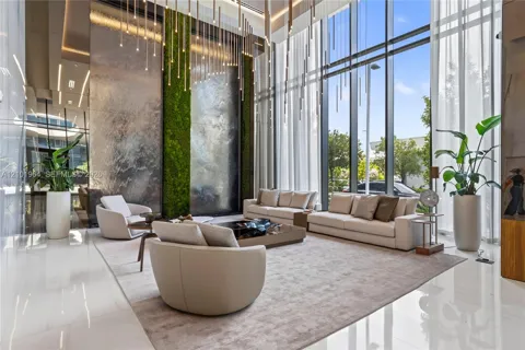 1170 E Hallandale Beach Blvd #1107